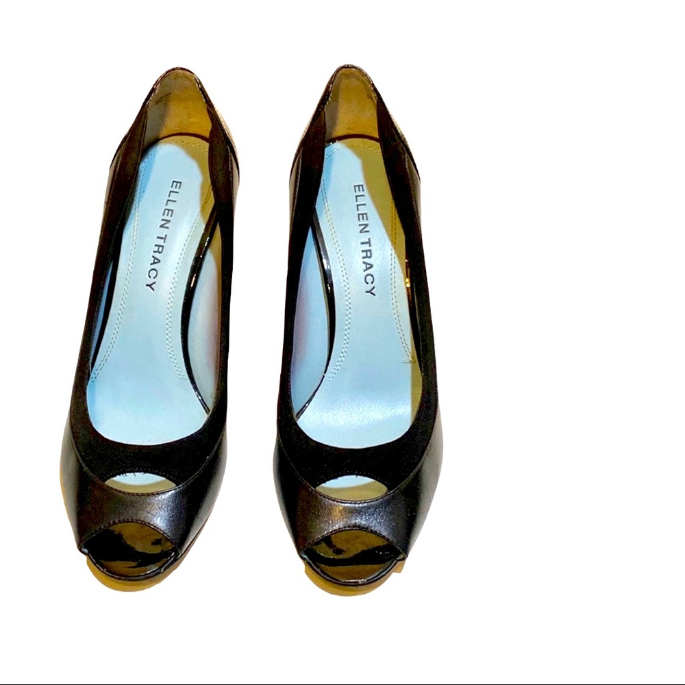 Ellen Tracy Bertha Black Leather Peep Toe Size 8M